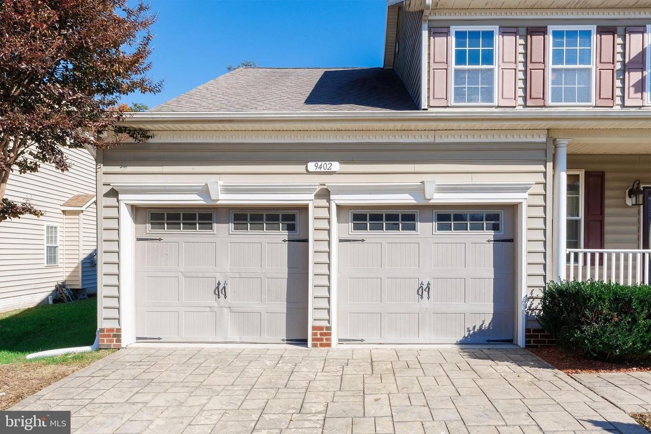 9402 Pep Rally Lane - Photo 4 of 50