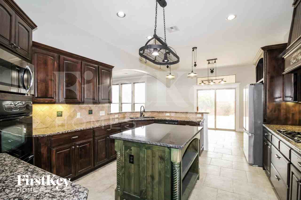 13705 Verona Strada - Photo 6 of 19