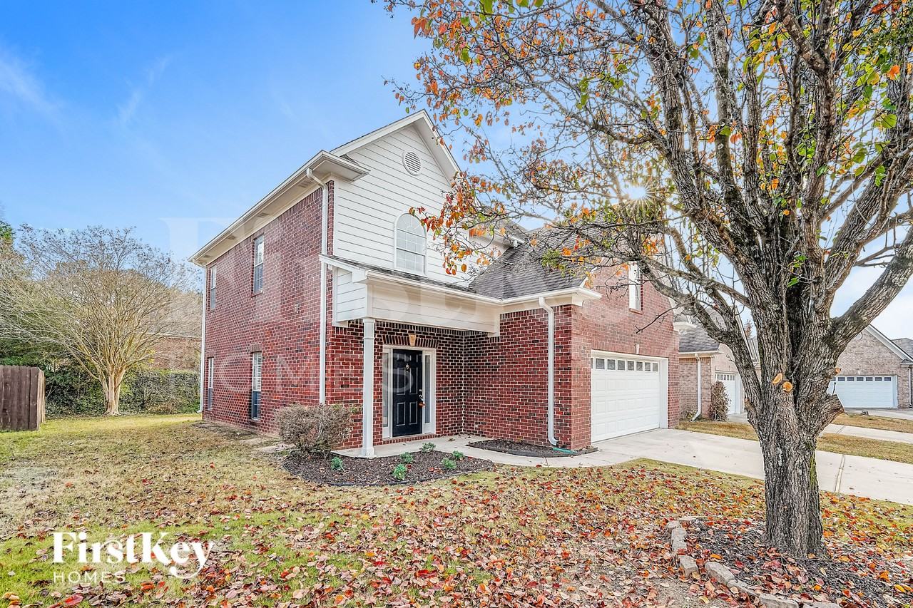 1005 Daventry Way - Photo 2 of 19