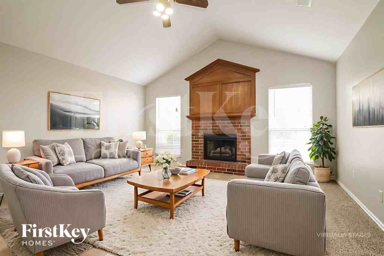 1812 Foxfire Road - Photo 3 of 19