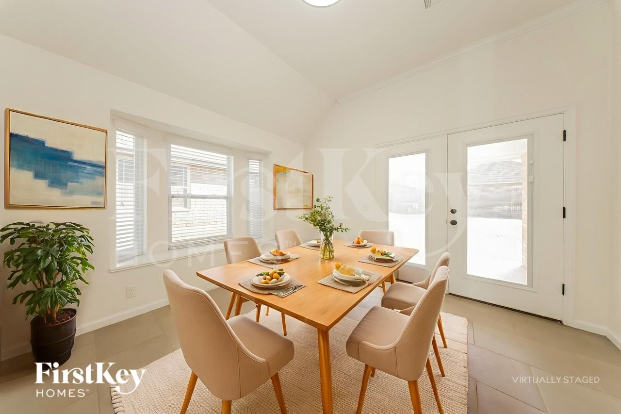 4116 Nw 155th St - Photo 7 of 19