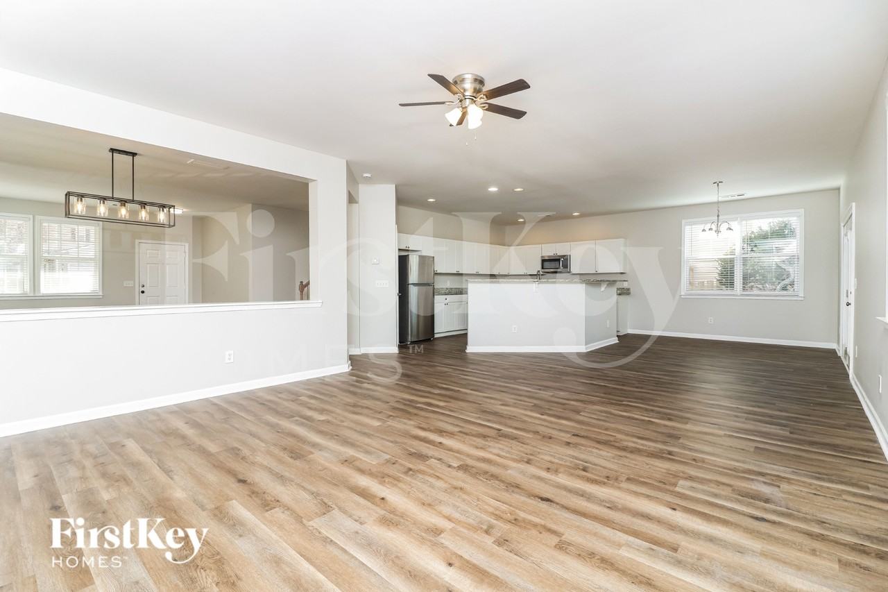 85 Parkmont Way - Photo 5 of 19