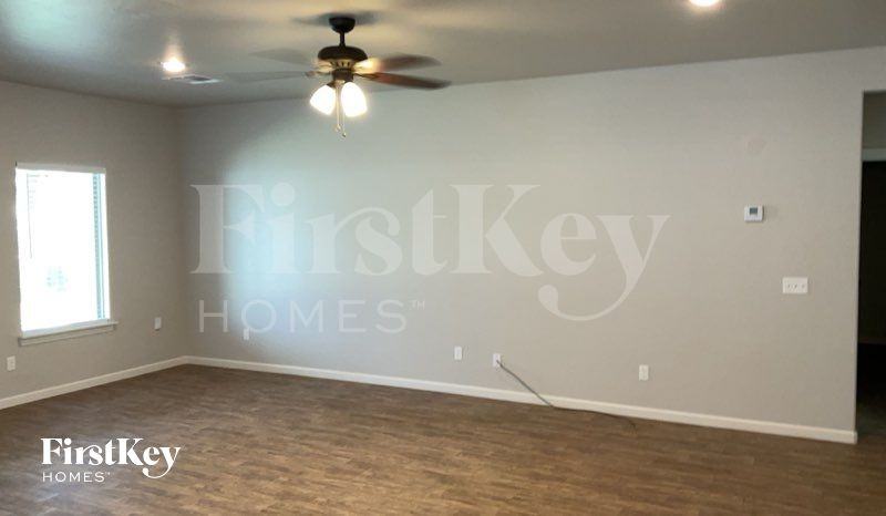 16716 Doyle Drive - Photo 5 of 15