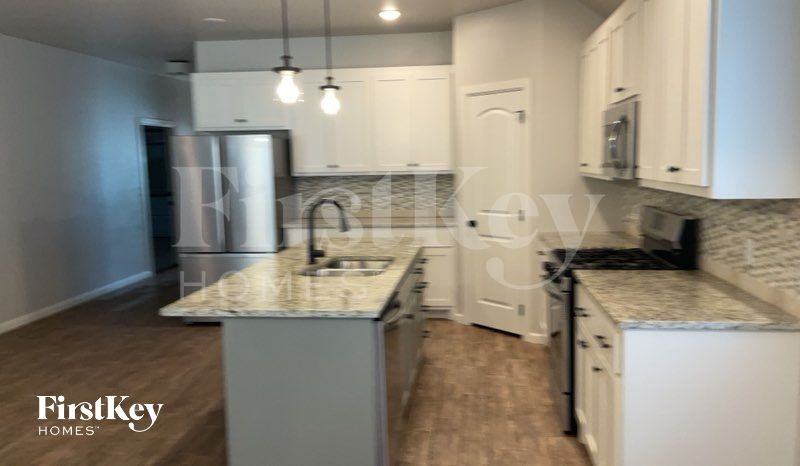 16716 Doyle Drive - Photo 7 of 15