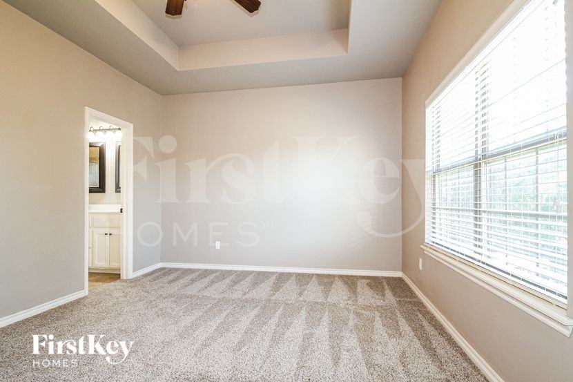 12016 Garden Court - Photo 7 of 19