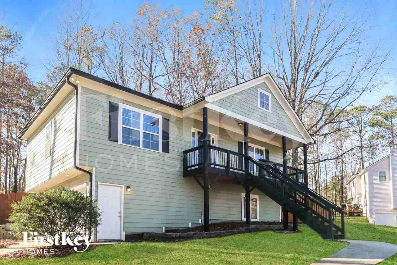 260 Sterling Drive - Photo 2 of 19