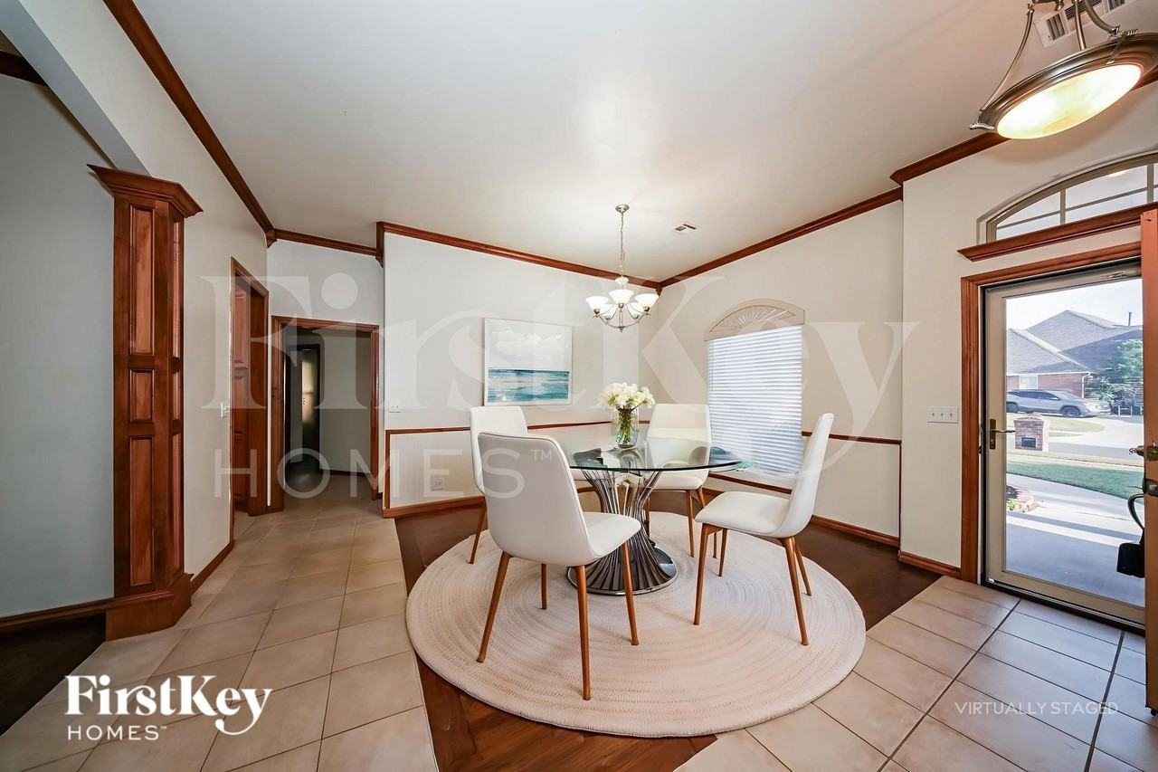 1417 Sw 133rd St - Photo 6 of 19