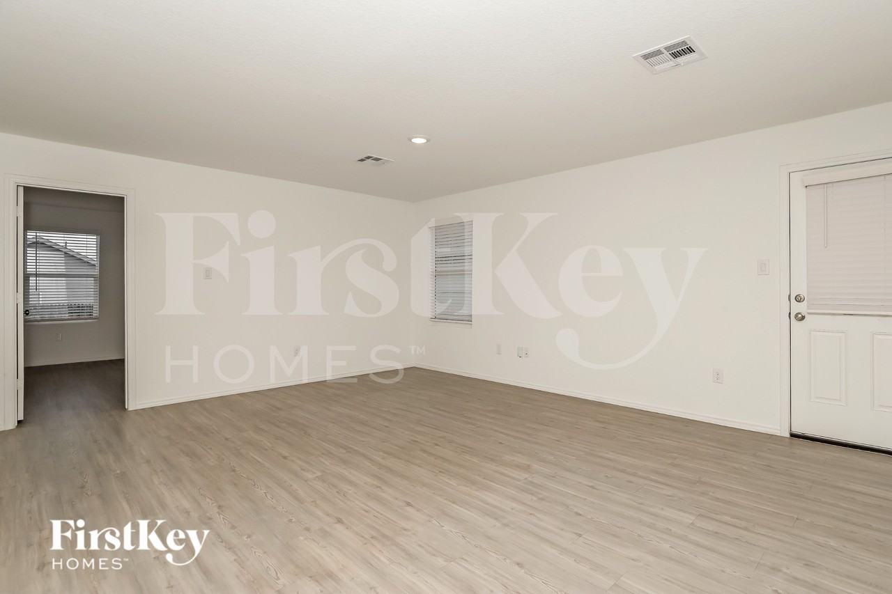 7242 Plow Run - Photo 3 of 19