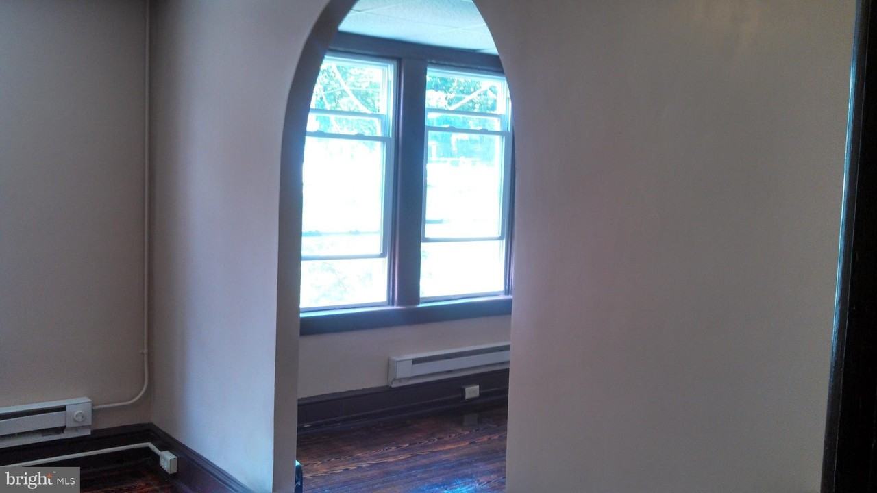 229 North Locust Street #1 - Photo 6 of 29