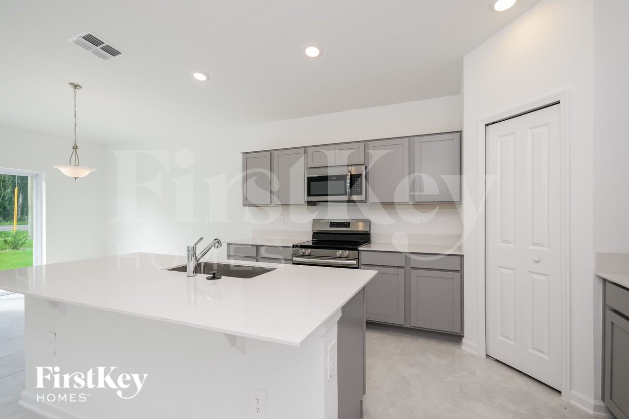 1720 Teagan Lane - Photo 6 of 16