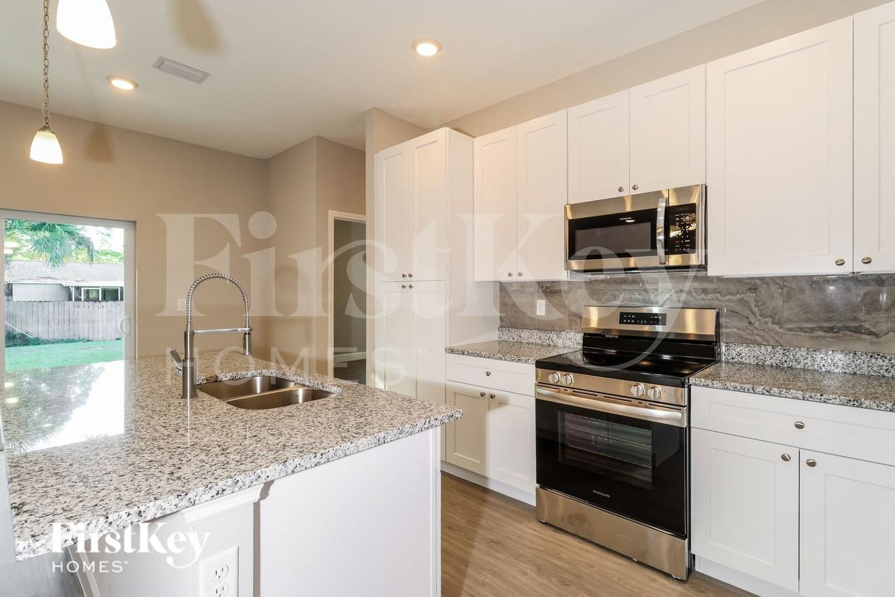 518 White Plains Ave Sw - Photo 6 of 16