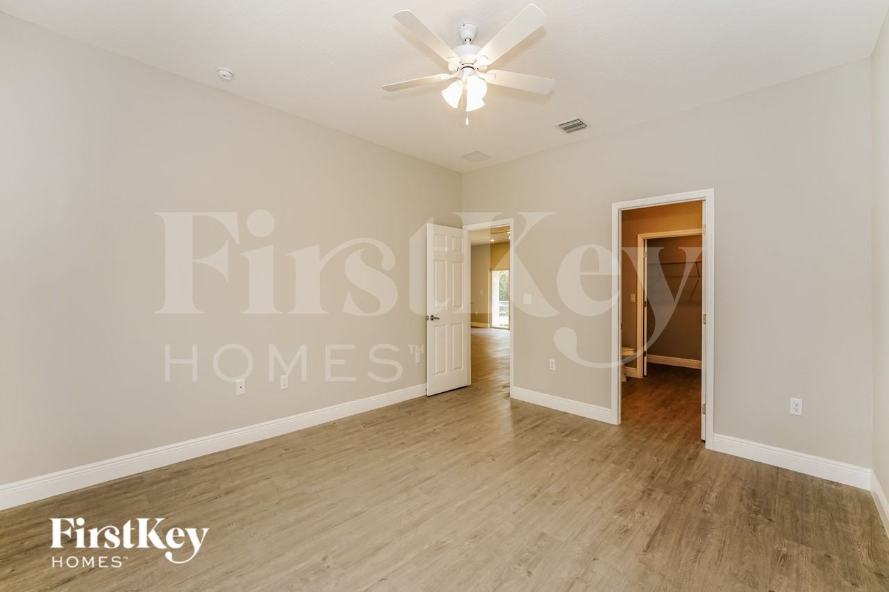 446 Reading Street Southeast - Photo 7 of 16