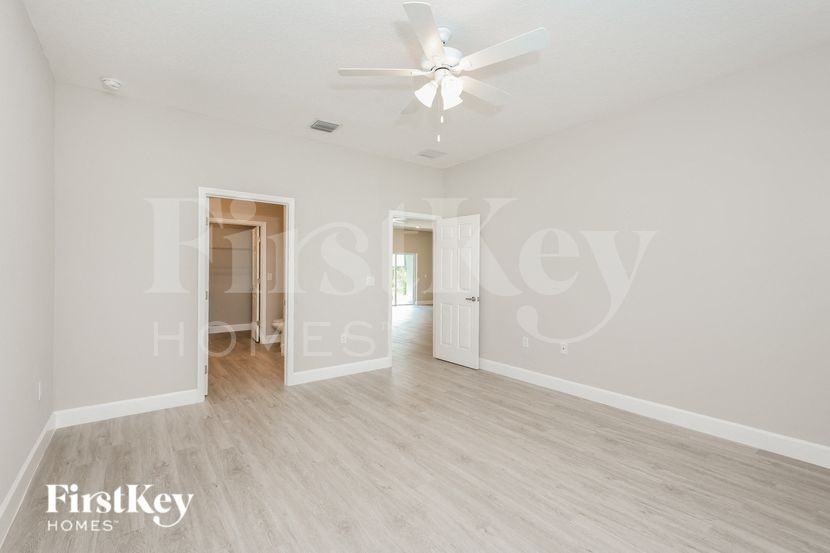 1340 Cogan Dr Se - Photo 7 of 16