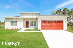 3155 Tropical Circle Southeast - Photo 1 of 1