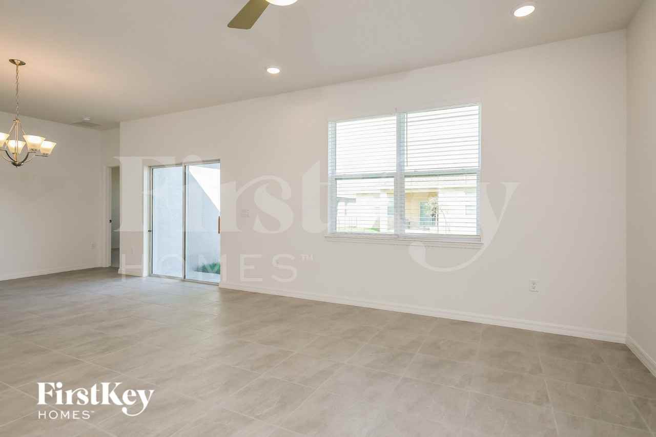 1226 Ponca Rd - Photo 3 of 19