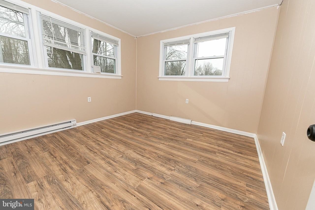 90 Tuft Road - Photo 4 of 21