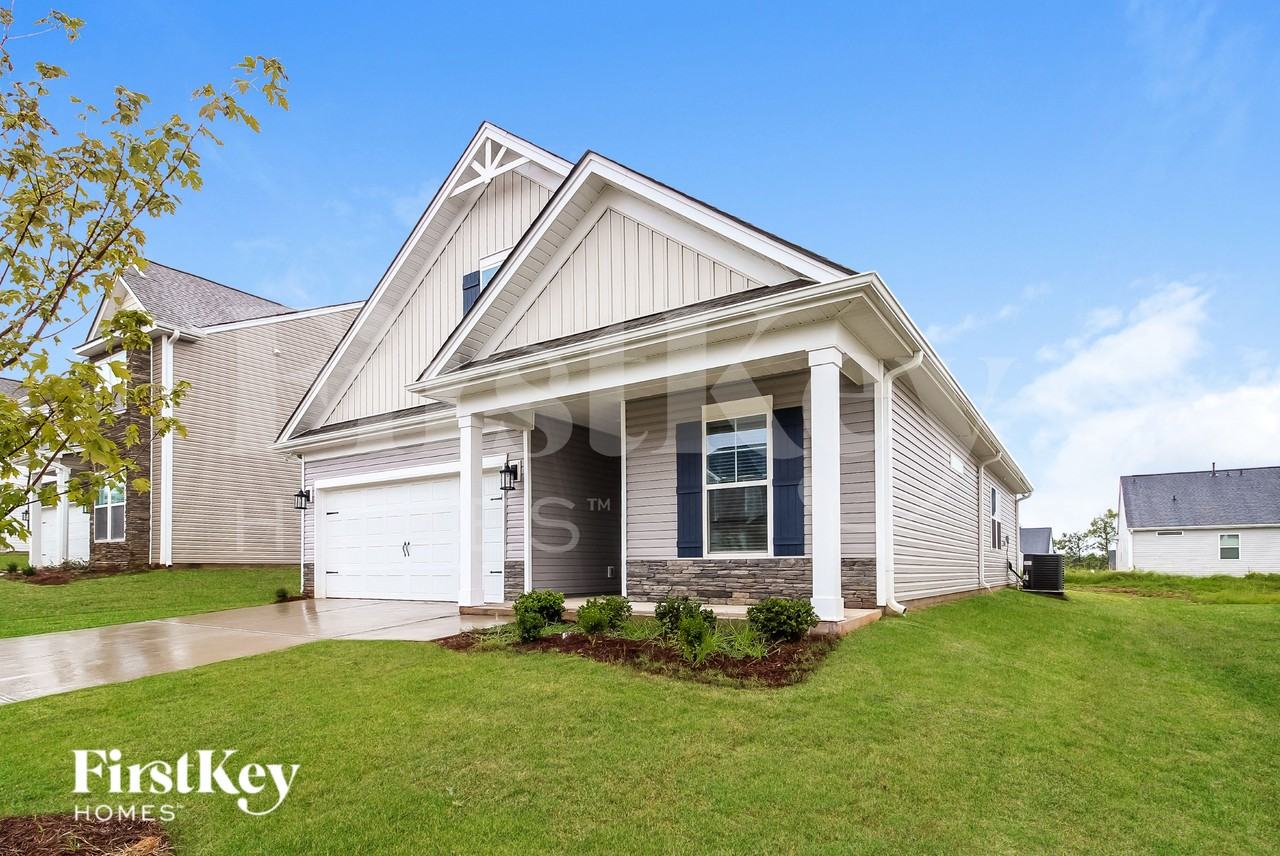 8 Ramblehurst Rd - Photo 2 of 19