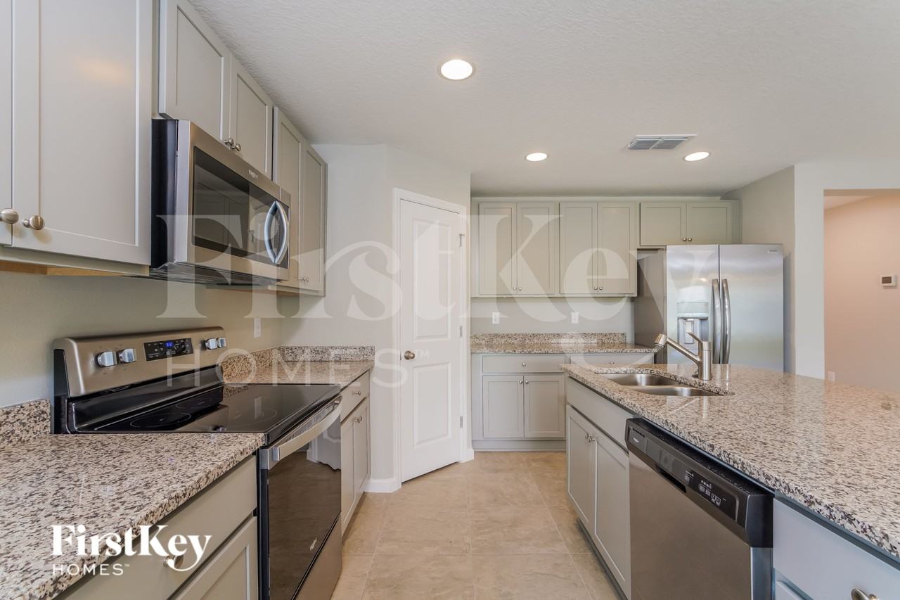 179 Southern Breeze Loop - Photo 6 of 16