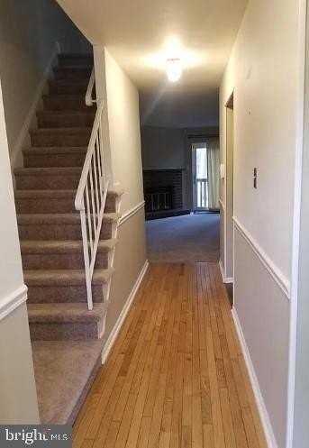 132 Neyland Court - Photo 3 of 14