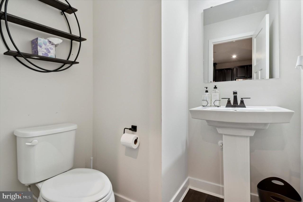 1215 Benjamin Drive - Photo 7 of 27