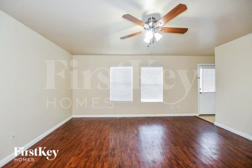 12325 Arbor Lake Road - Photo 2 of 15