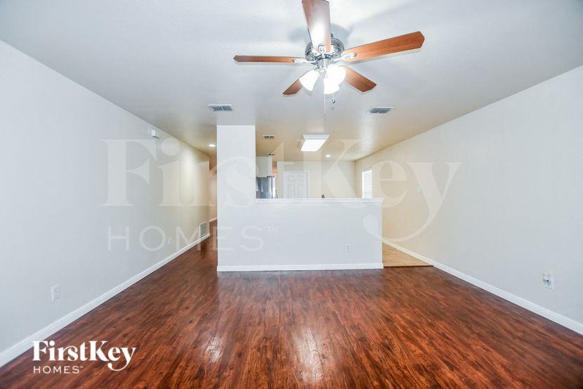 12325 Arbor Lake Road - Photo 4 of 15