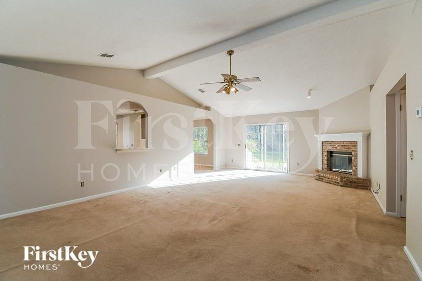 536 Cozybrook Ln - Photo 4 of 15