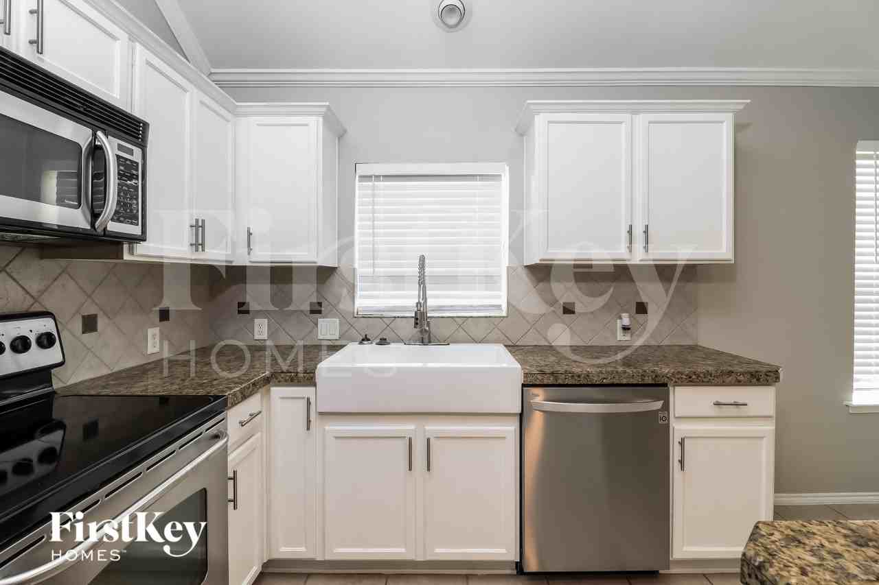 105 Bear Trl - Photo 6 of 15