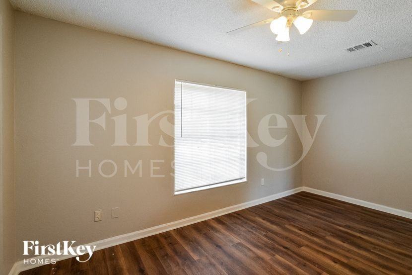 2864 Jewel Ave - Photo 7 of 15