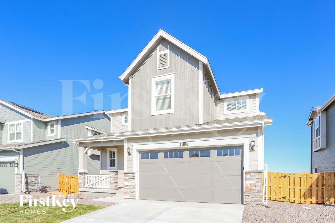 13169 E 110th Ave - Photo 2 of 15