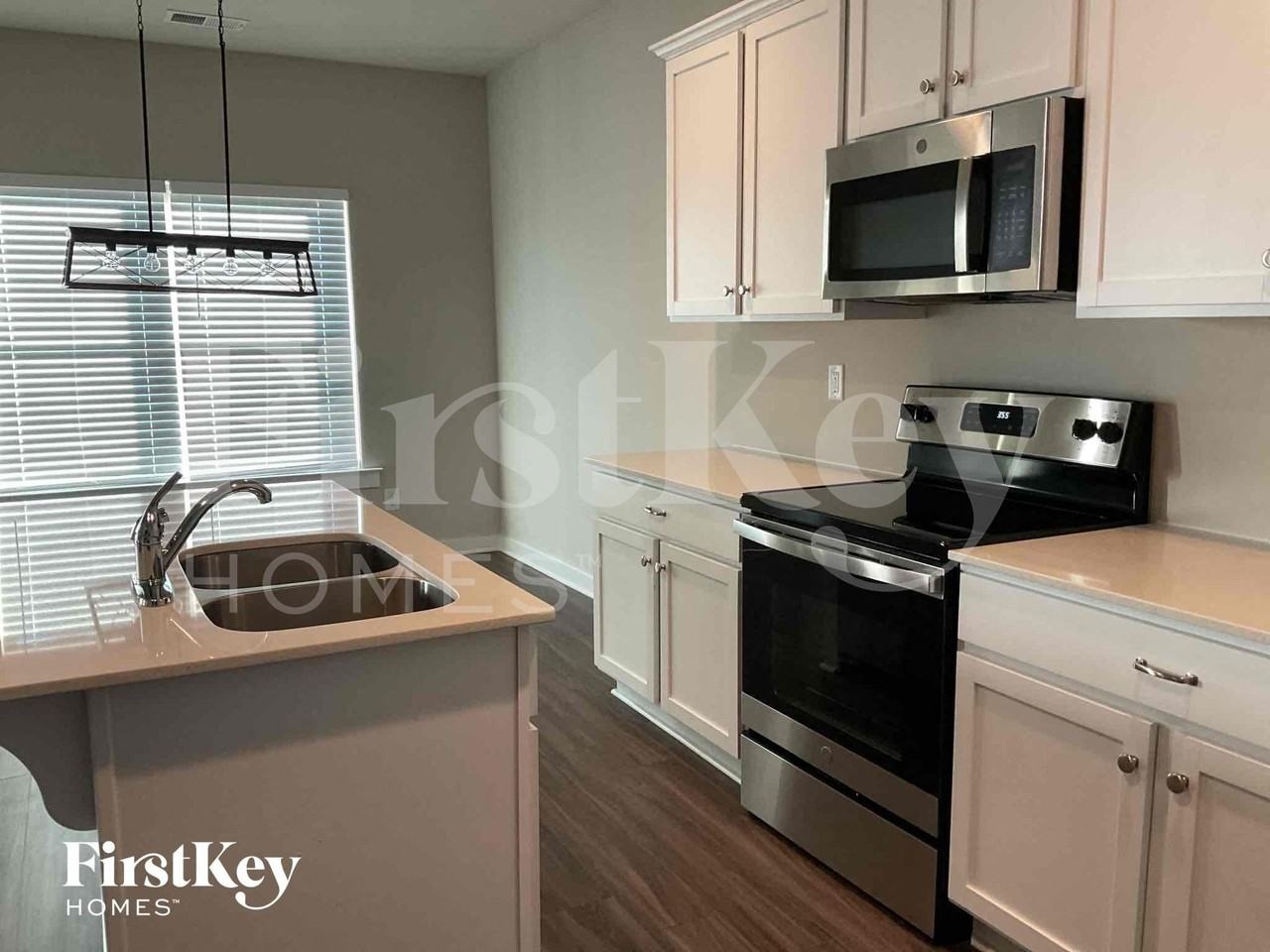 130 Avalon Way - Photo 4 of 27