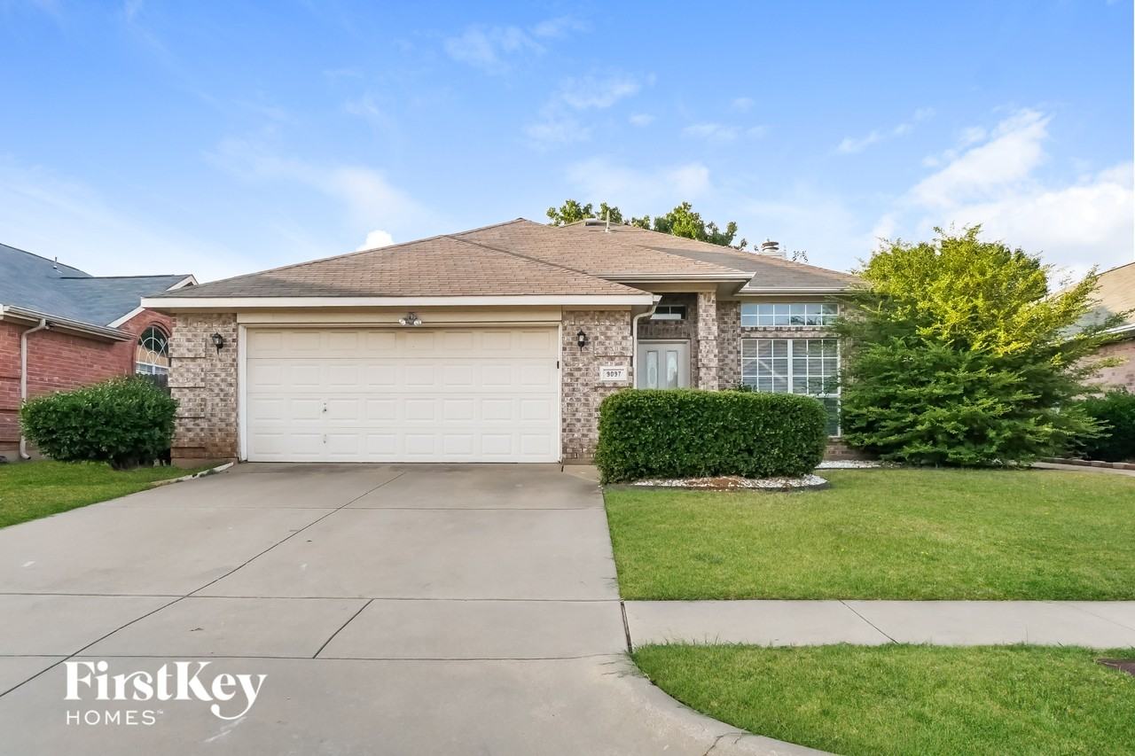 9097 Brushy Creek Trail
