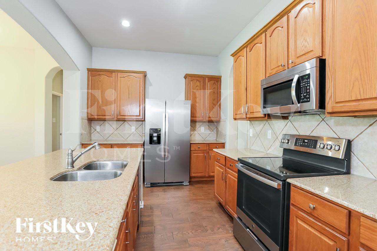 5033 Charisma Drive - Photo 7 of 15