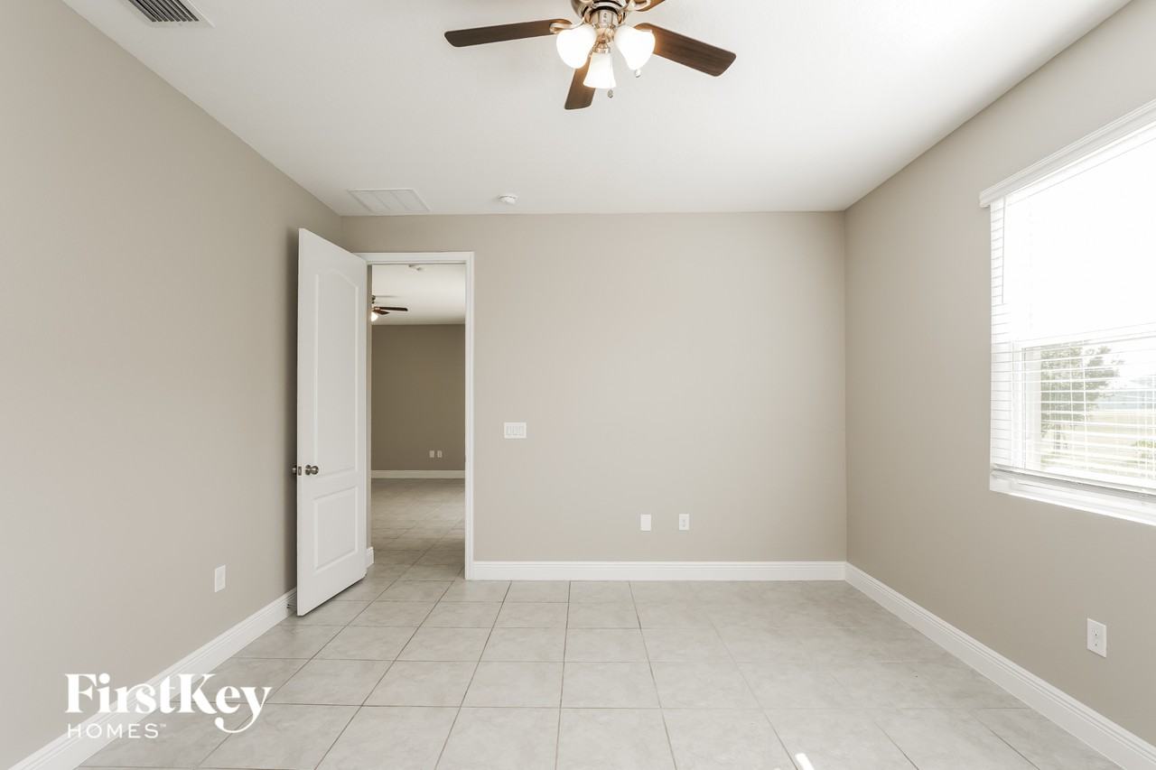 1246 Stratton Ave - Photo 6 of 15