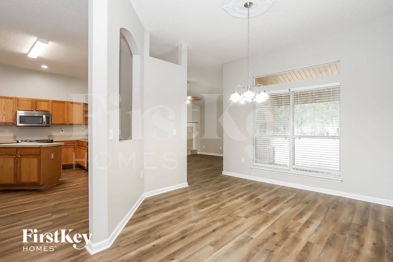 14107 Summer Breeze Dr E - Photo 6 of 15