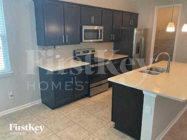 95415 Woodbridge Pkwy - Photo 5 of 10