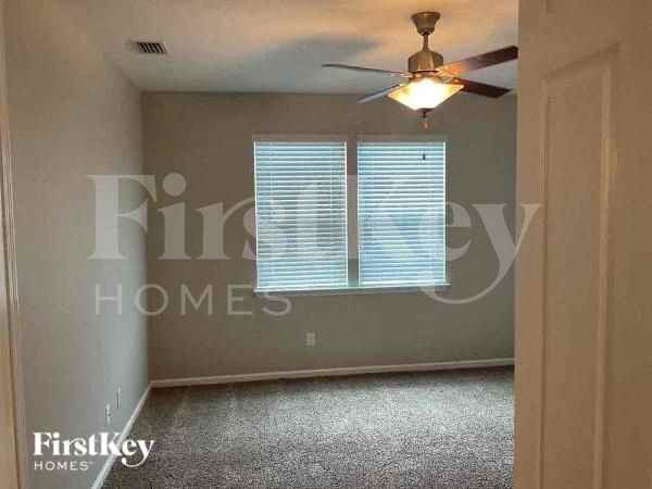 95415 Woodbridge Pkwy - Photo 6 of 10