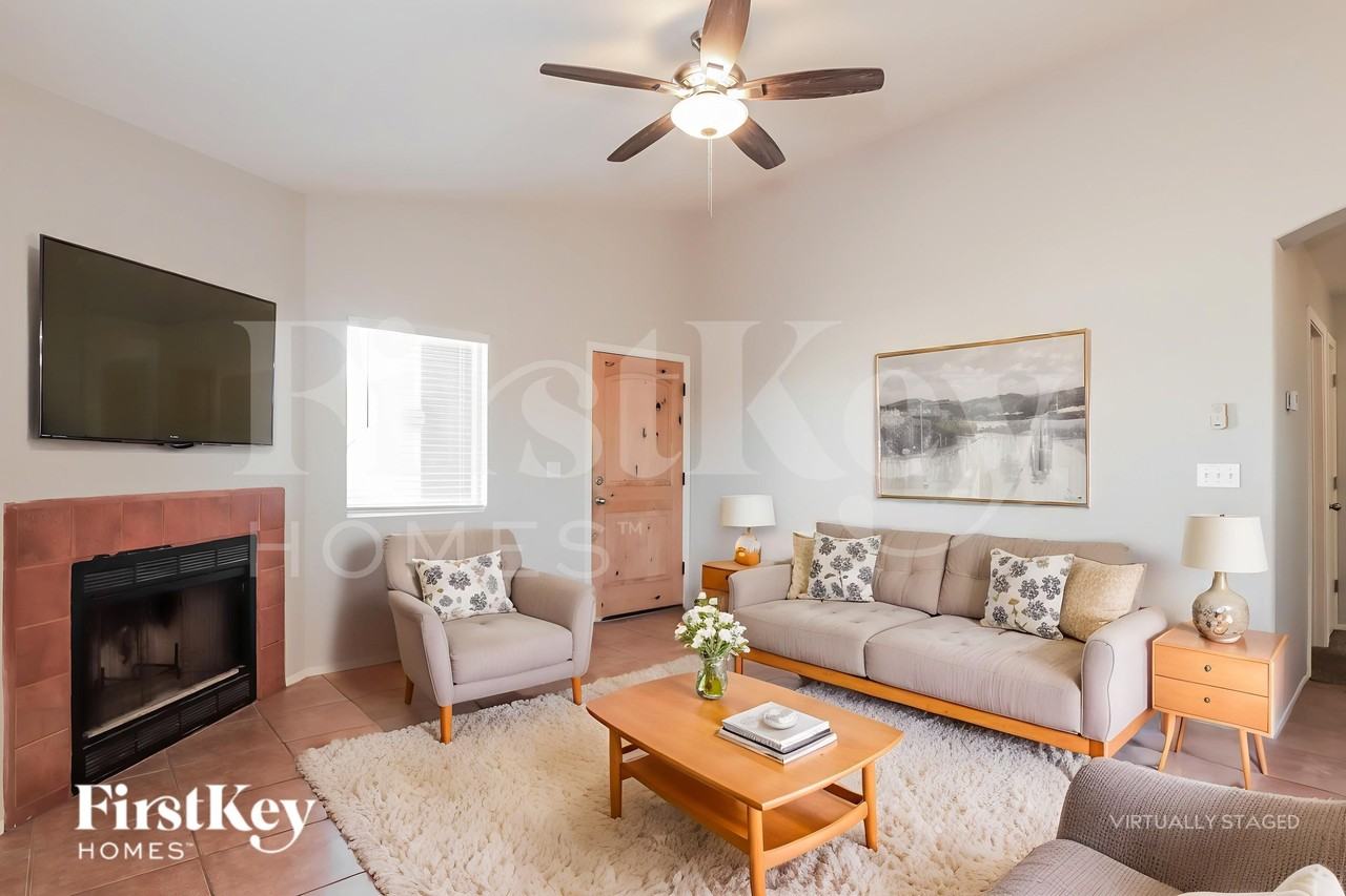 3392 W Vía Campana De Oro - Photo 3 of 19