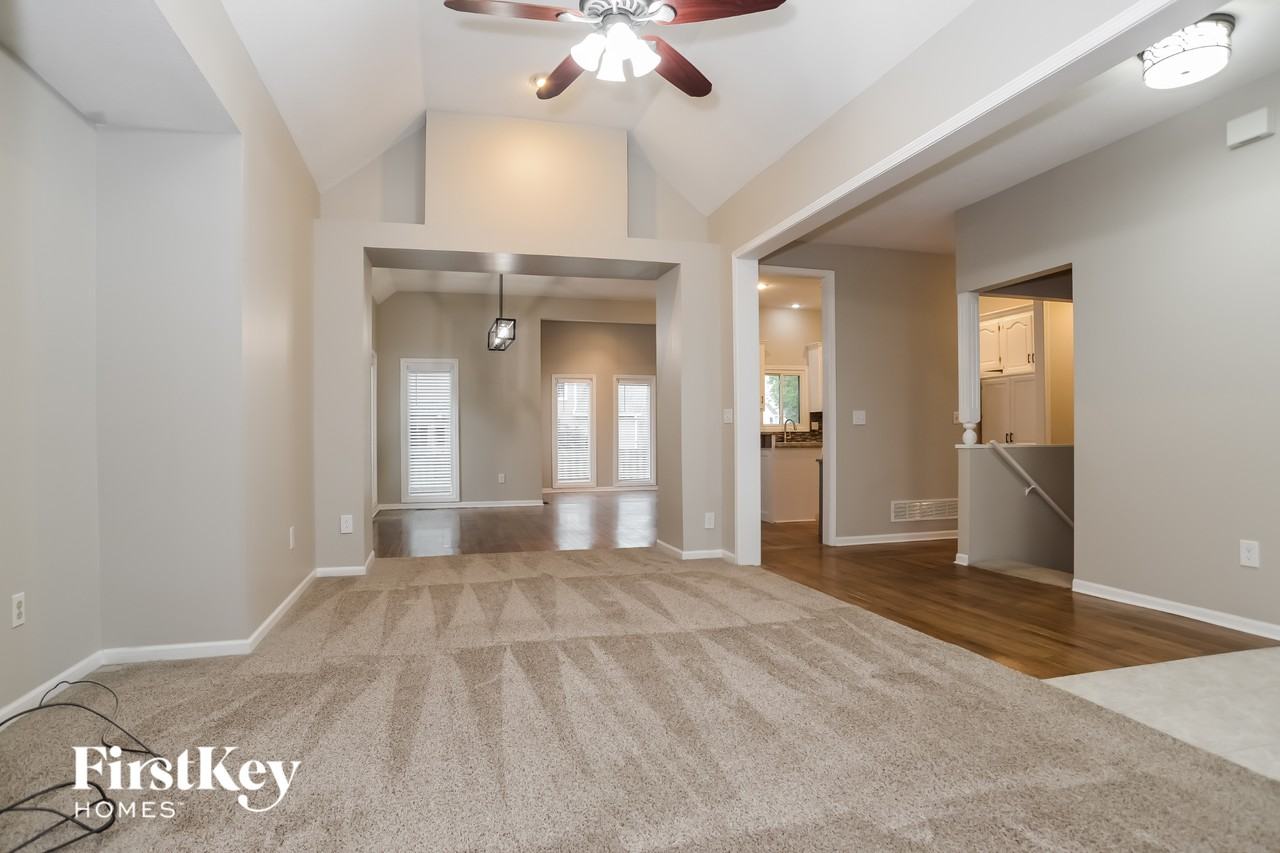 22717 W 49th St - Photo 2 of 15