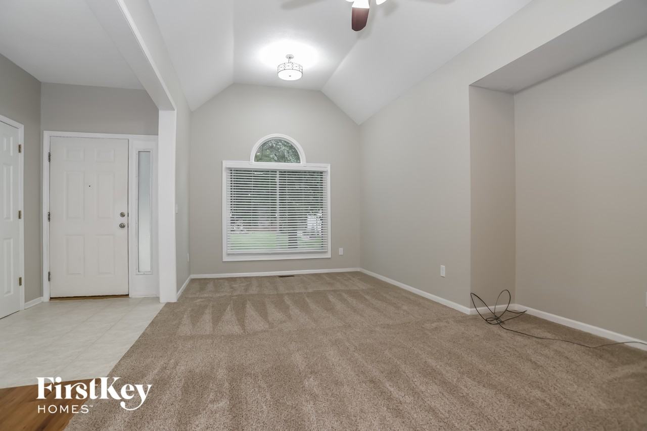 22717 W 49th St - Photo 3 of 15