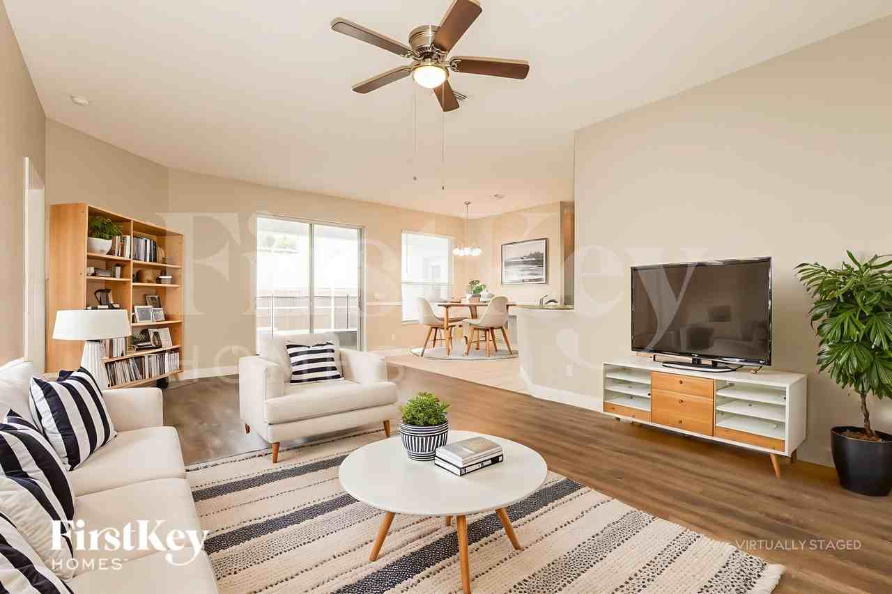 5315 Watson Rd - Photo 4 of 19