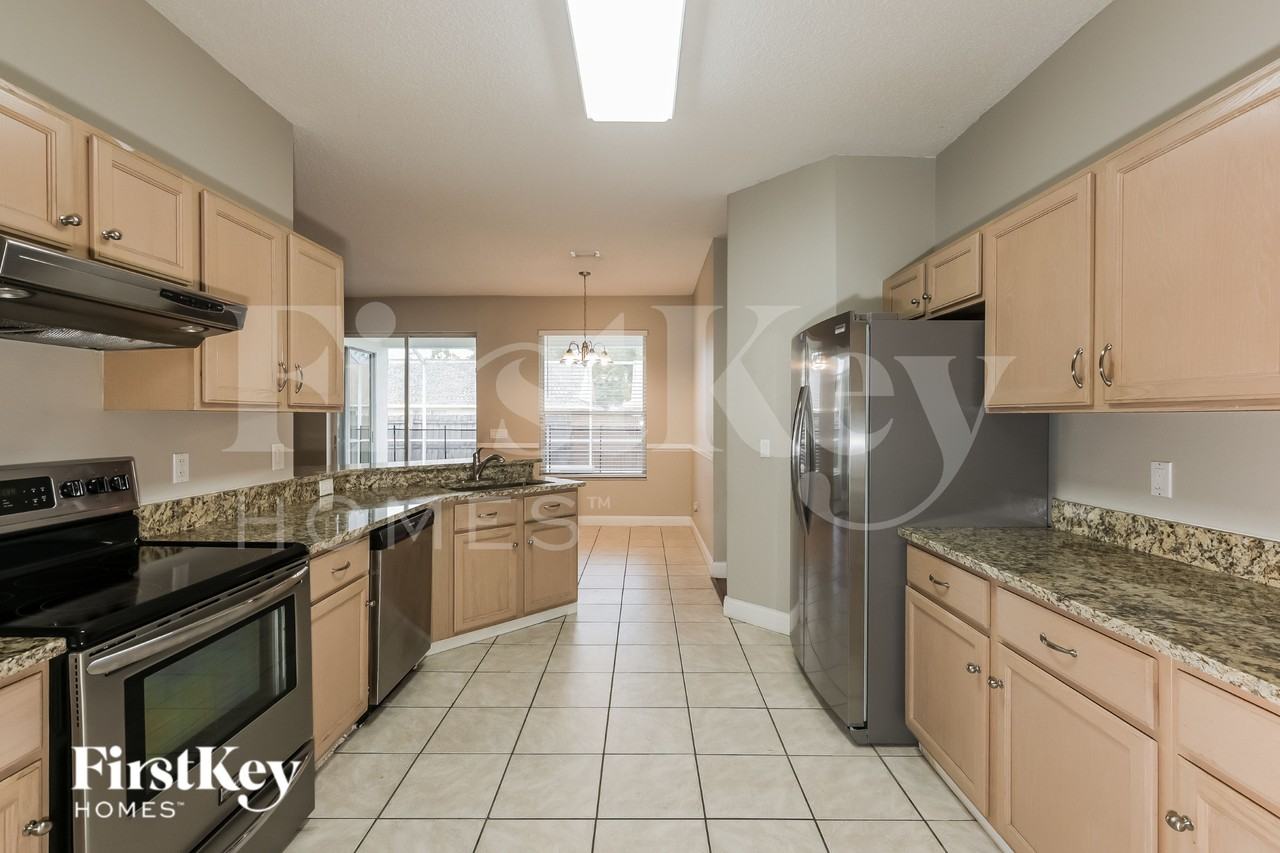 5315 Watson Rd - Photo 6 of 19