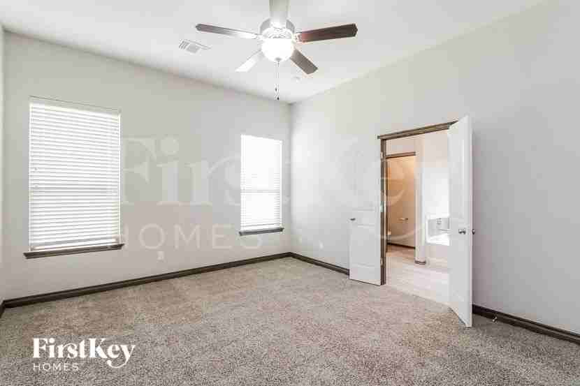 15904 Tall Grass Dr - Photo 6 of 15