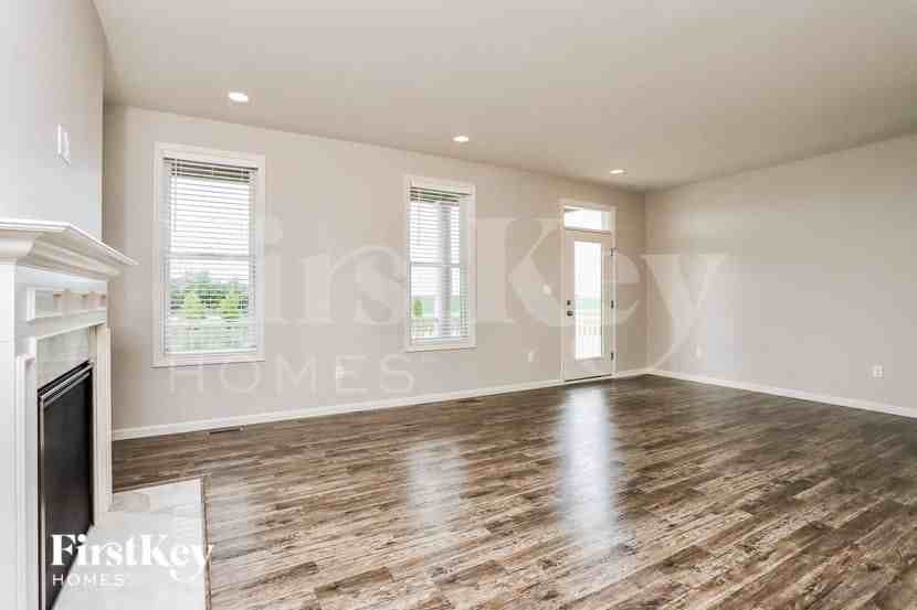 1016 Kilderkin Way - Photo 3 of 15