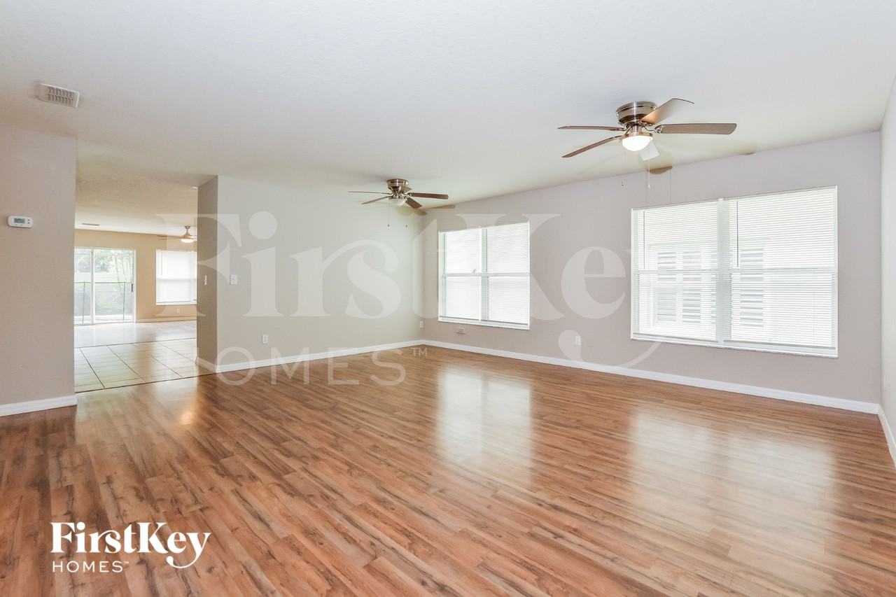 315 Willowbay Ridge St - Photo 3 of 15