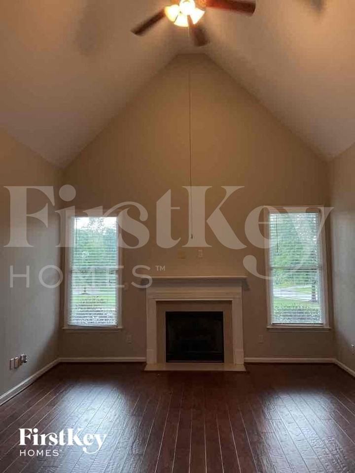 3795 Abbeyglen Way - Photo 2 of 10