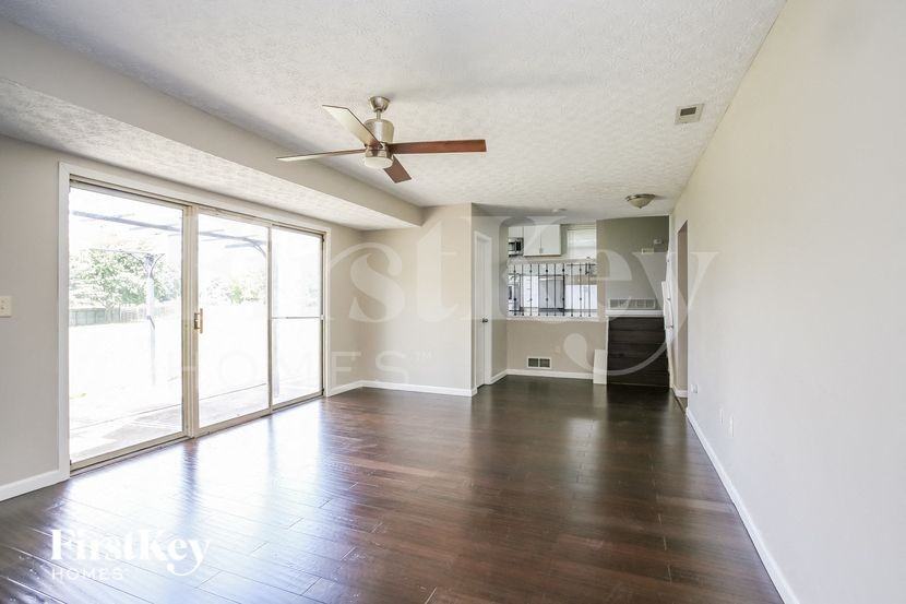 3033 Olympic Club Dr - Photo 4 of 15