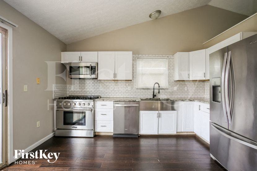 3033 Olympic Club Dr - Photo 6 of 15