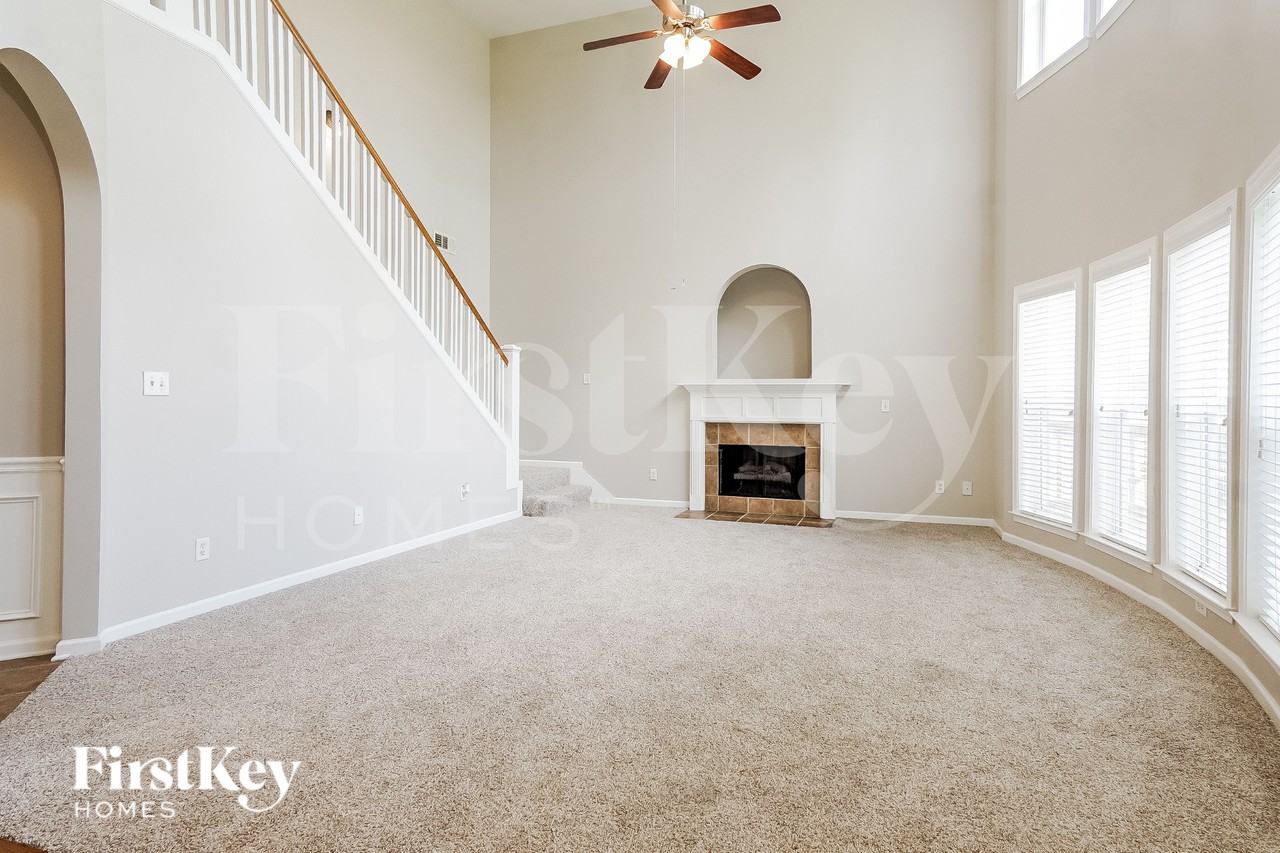 6837 Tyler Chase Dr - Photo 3 of 15