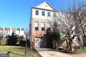 featured image of 47616 Watkins Island Square